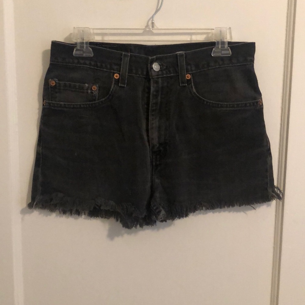 Black High waisted Levi’s jean shorts